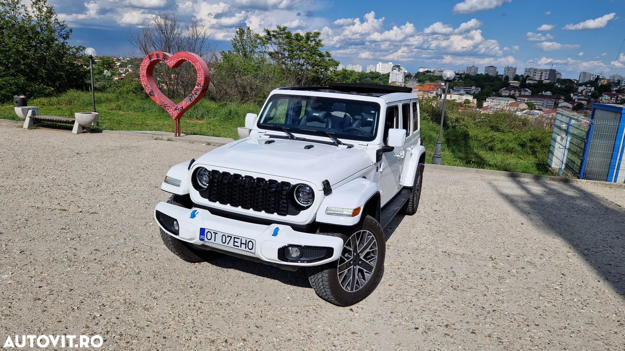 Jeep Wrangler - 1