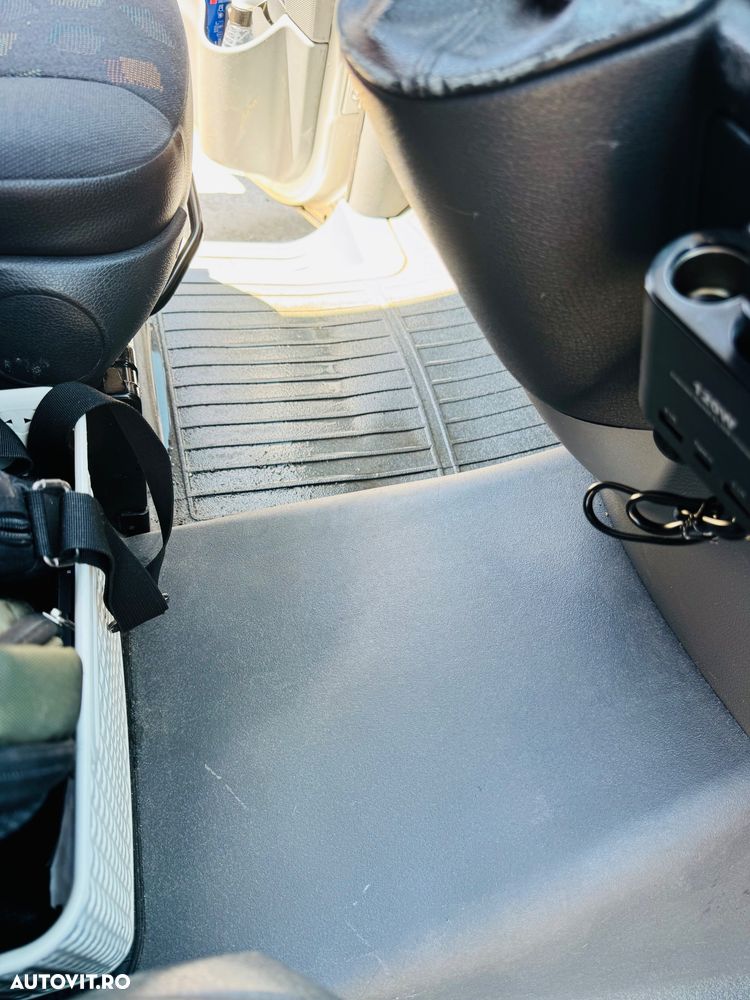 Mercedes-Benz Vito - 14