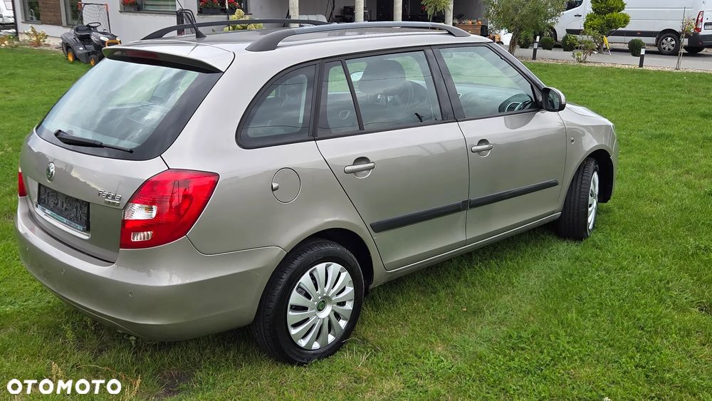 Skoda Fabia 1.4 16V Ambiente - 3