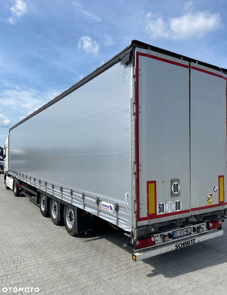 Schmitz Cargobull Varios Mega Podnoszony Dach Nowe Plandeki i Dach 2016 - 2