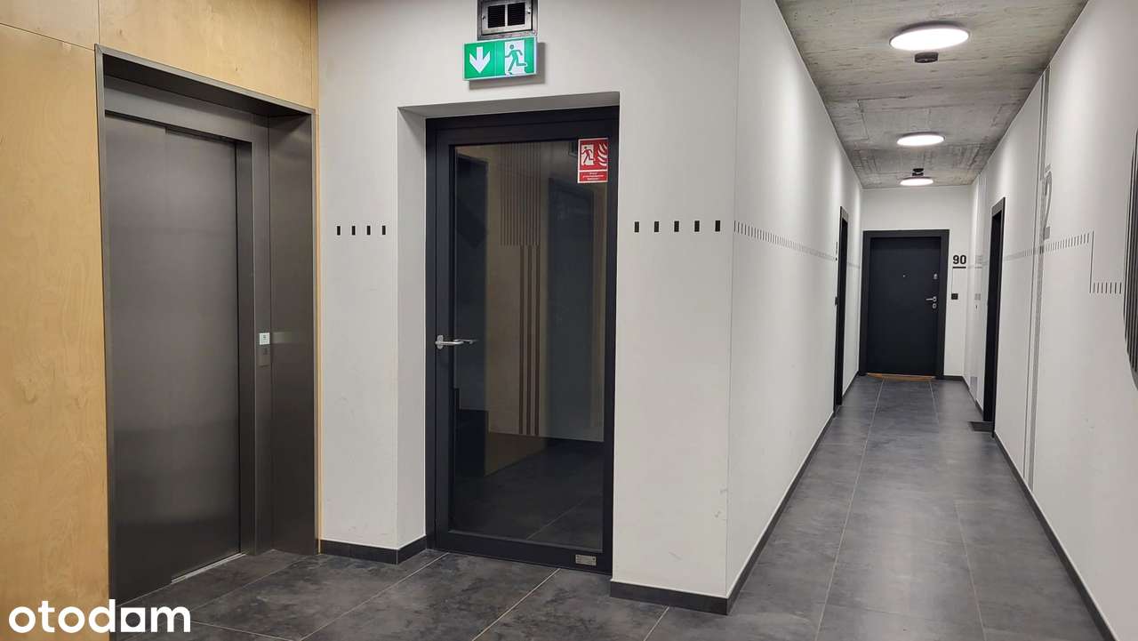 Od Ordona| Zamknięte z Ochroną 24 h| Ciche |AC | balkon 10m2| Jak Nowe