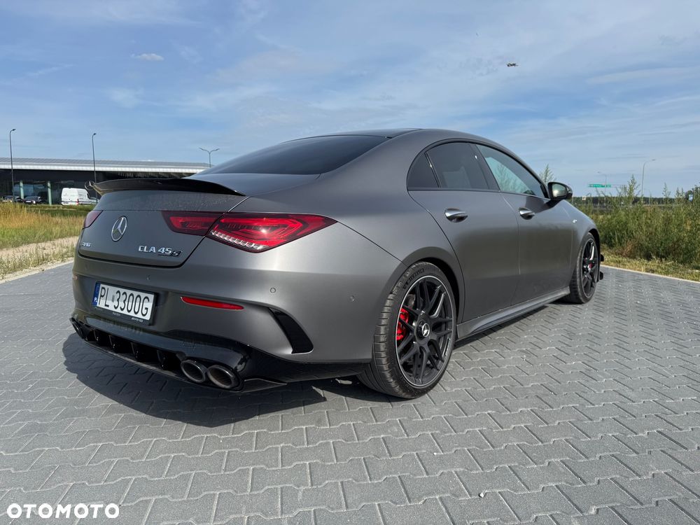 Mercedes-Benz CLA - 4