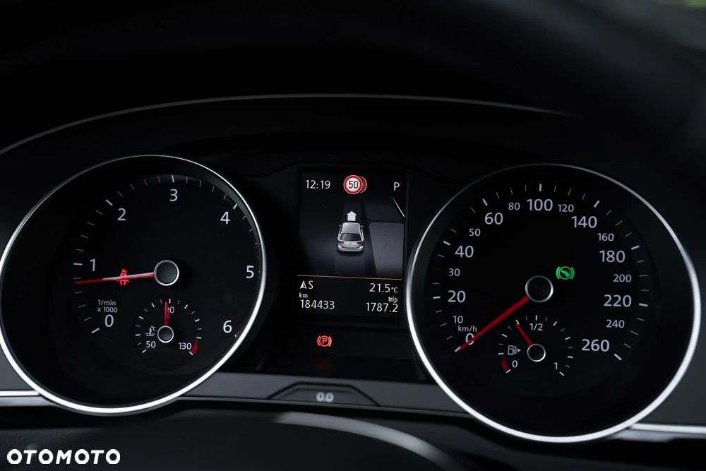 Volkswagen Passat Variant 2.0 TDI BMT SCR 4Mot Highline DSG7 - 28