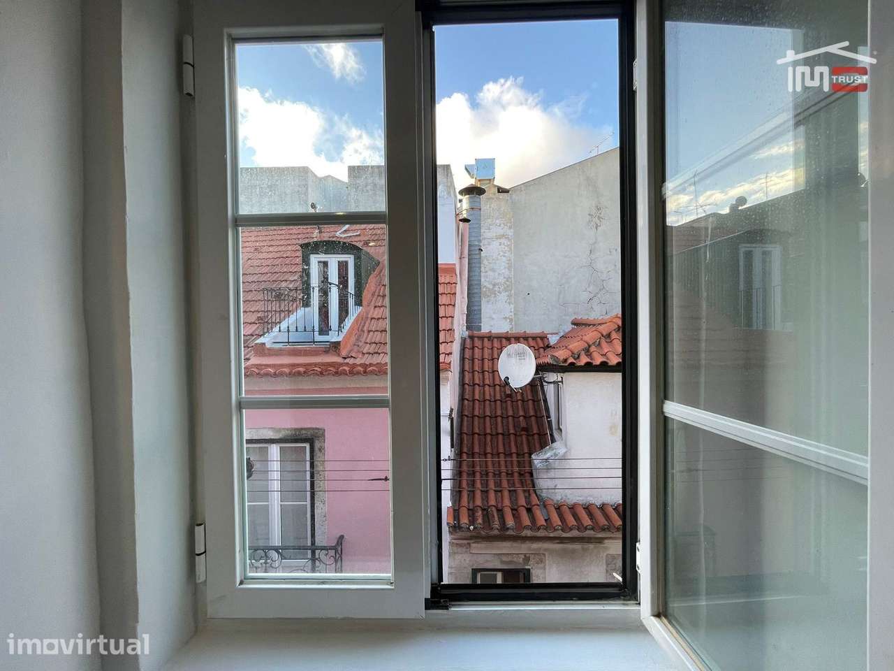 Apartamento T1 Mobilado no Chiado | Excelente Investimento em Lisboa - Grande imagem: 3/39