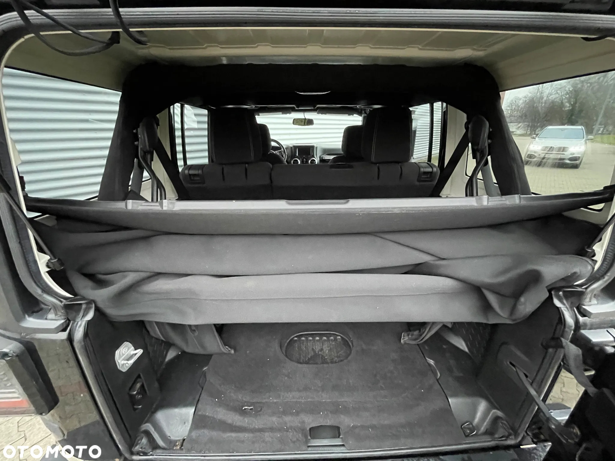 Jeep Wrangler 3.6 Sahara - 12