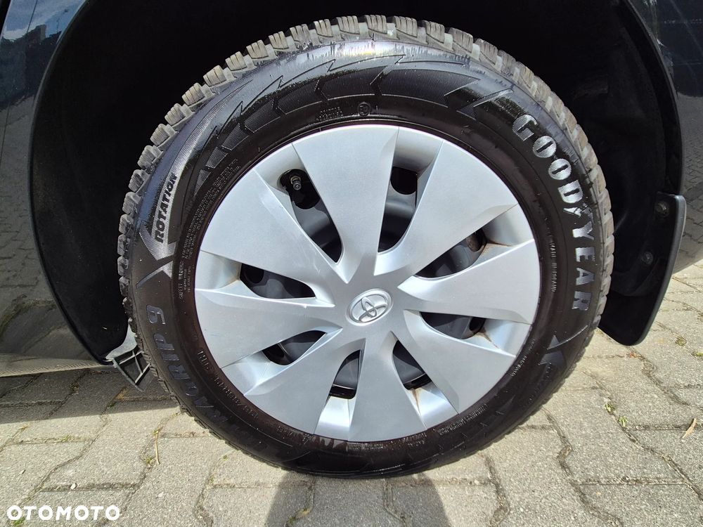 Toyota Auris 1.33 VVT-i Active - 20