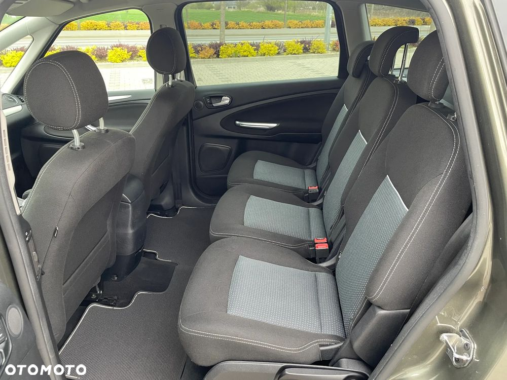 Ford S-Max 2.0 TDCi DPF Titanium - 11
