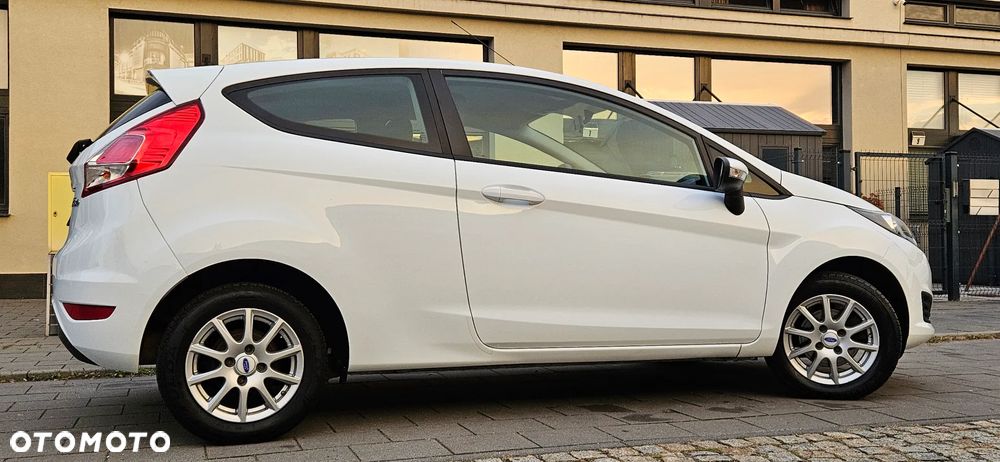 Ford Fiesta 1.25 Trend Edition - 19