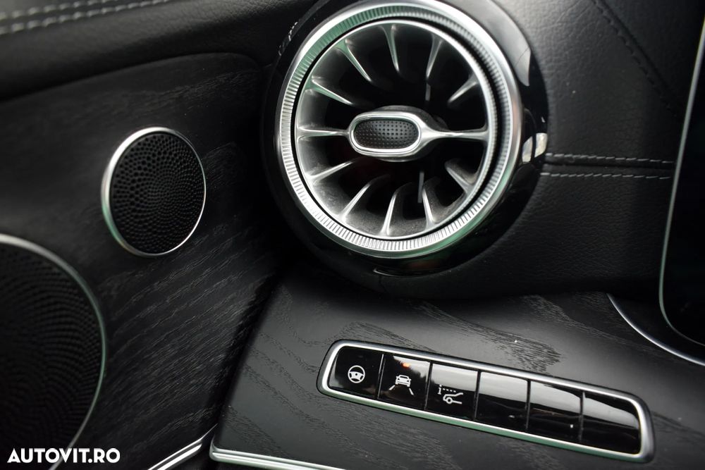 Mercedes-Benz E 220 d 4Matic 9G-TRONIC Night Edition - 22