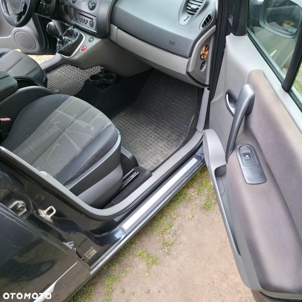 Renault Scenic 1.9 dCi Avantage - 16