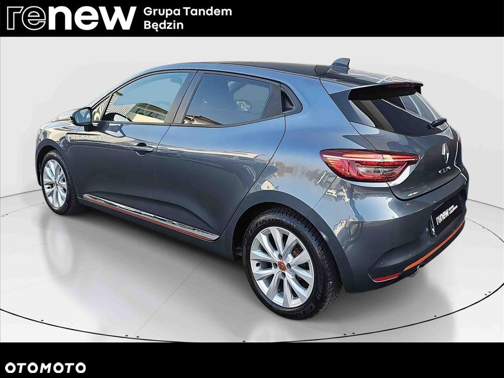 Renault Clio - 7