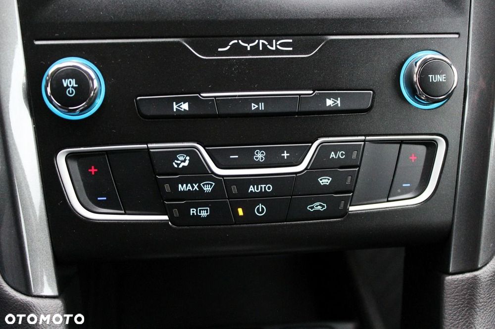 Ford Mondeo SW 2.0 EcoBlue Trend - 19