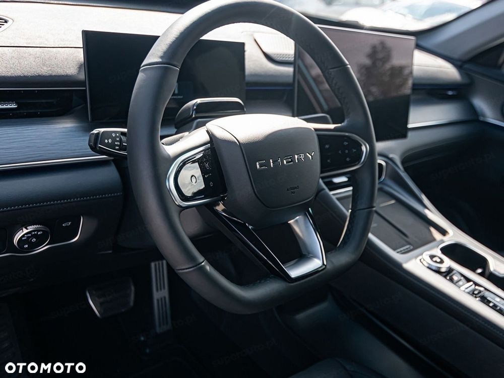 Chery Tiggo 8 1.6 T-GDI Comfort DCT - 8