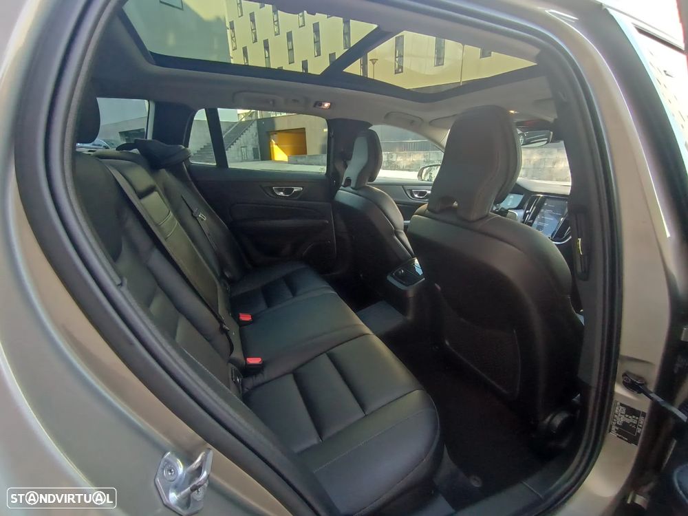 Volvo V60 2.0 T8 AWD TE Inscription - 30