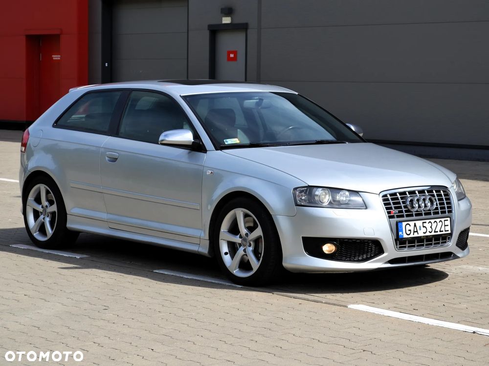 Audi S3 2.0T FSI Quattro - 3