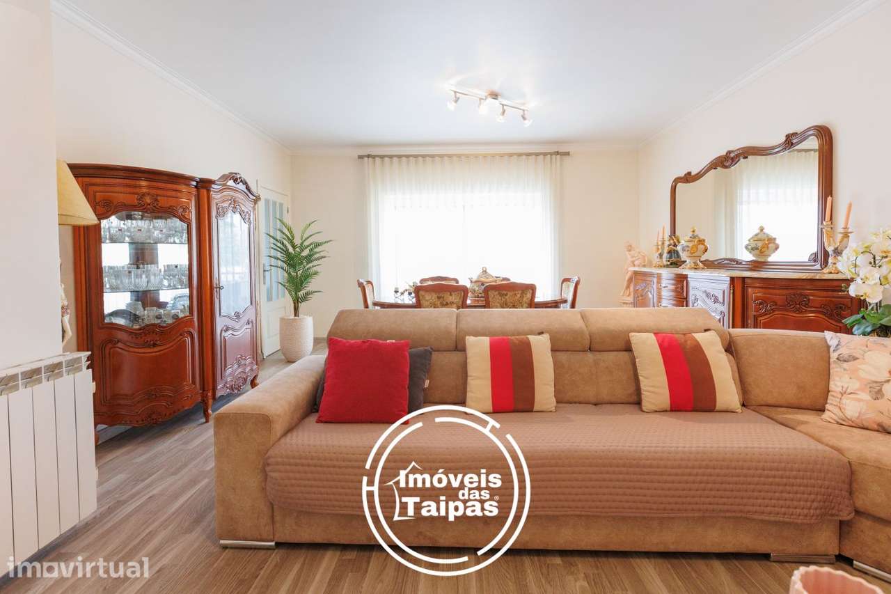 Vende-se Apartamento T3 em Sande São Martinho, Guimarães - Grande imagem: 3/26