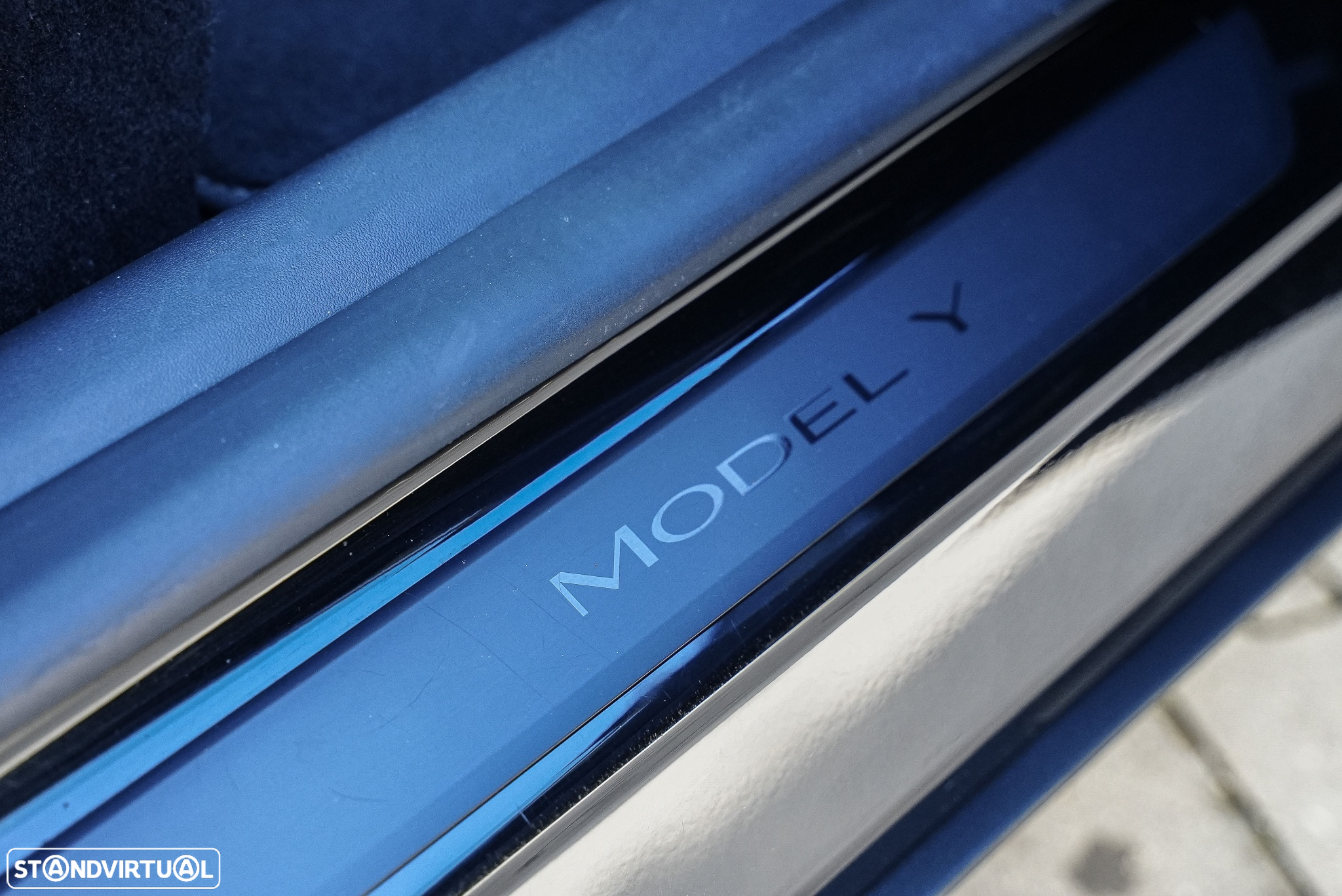 Tesla Model Y Performance Dual Motor AWD - 21