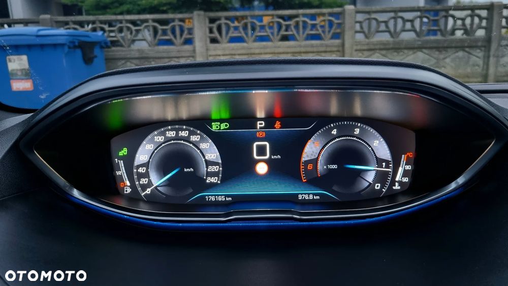 Peugeot 5008 BlueHDi 180 EAT8 GT - 26