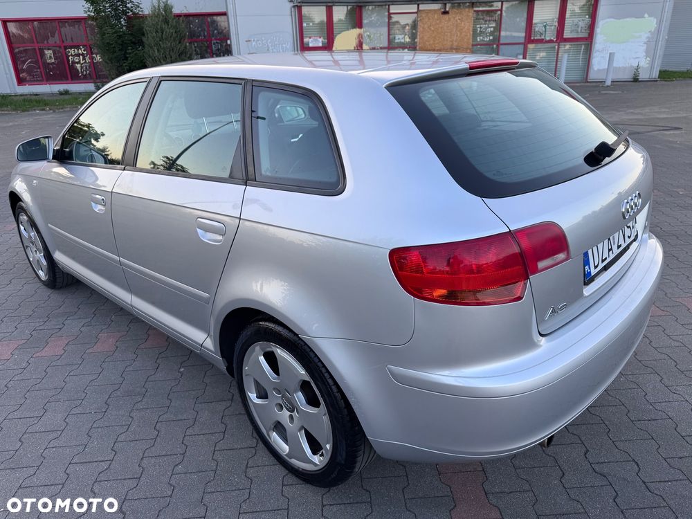 Audi A3 Sportback 1.6 Attraction - 23