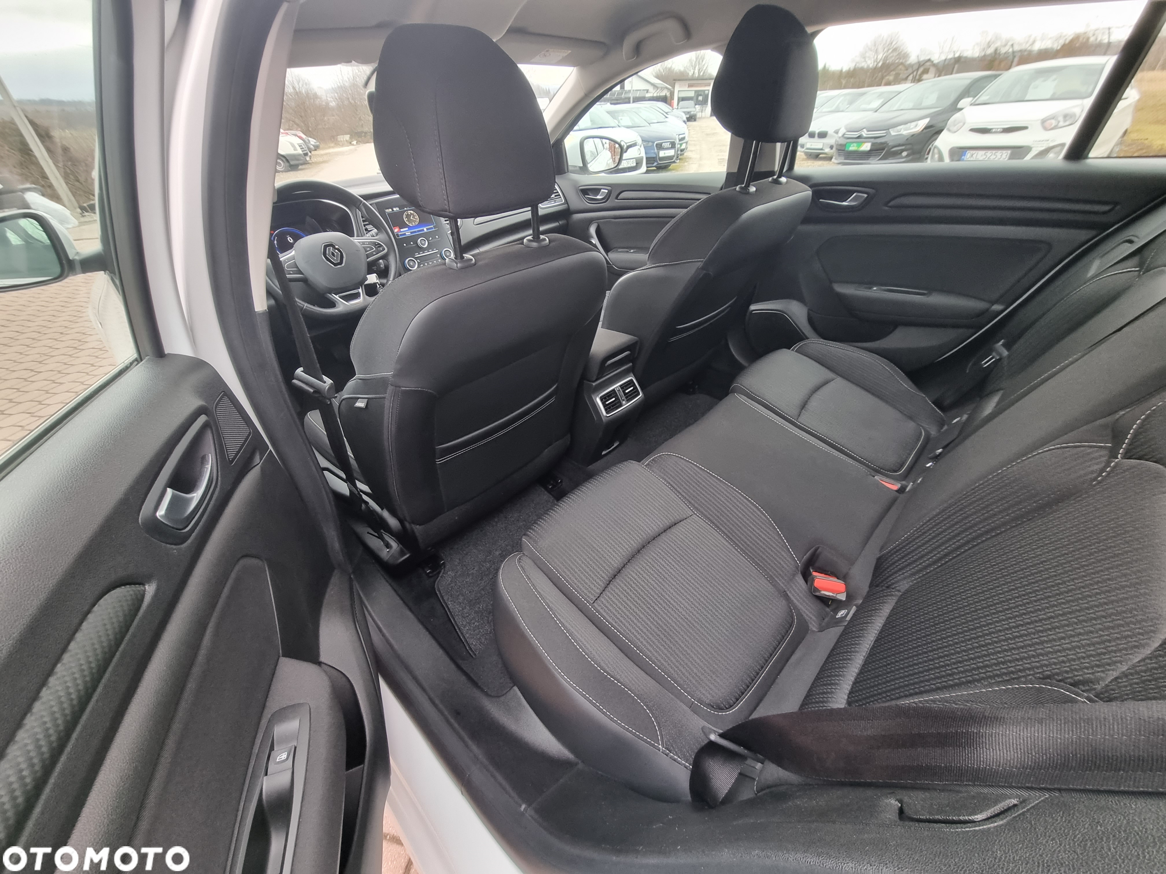 Renault Megane 1.5 dCi Zen - 12