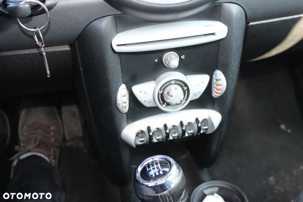MINI Clubman One Essential Trim - 17