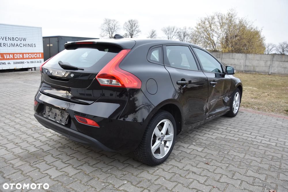 Volvo V40 - 4