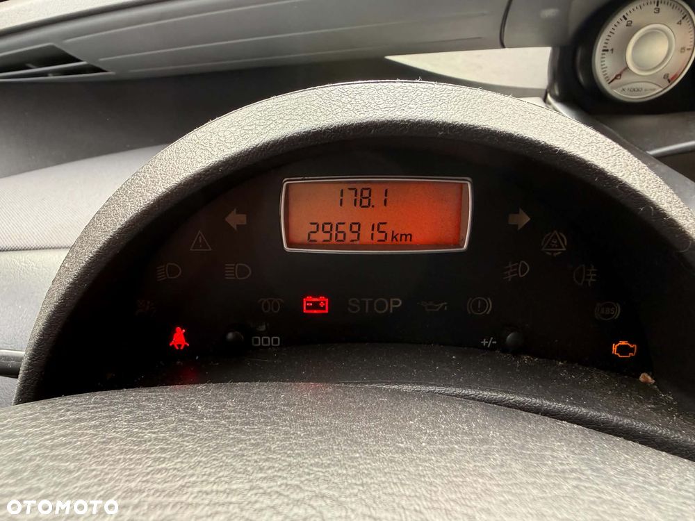 Peugeot 807 2.0 HDi Trendy - 5