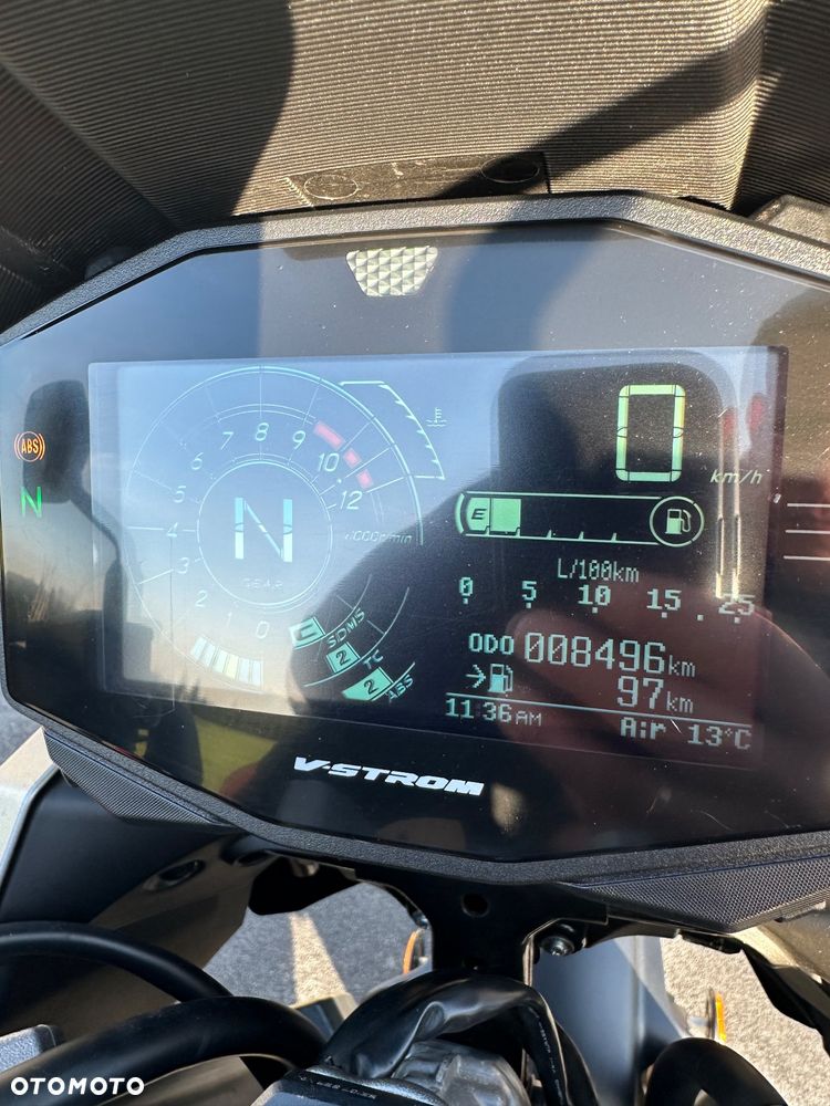 Suzuki V-STROM - 23