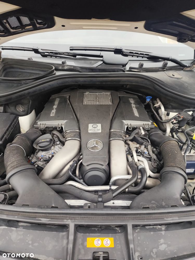 Mercedes-Benz GL - 12