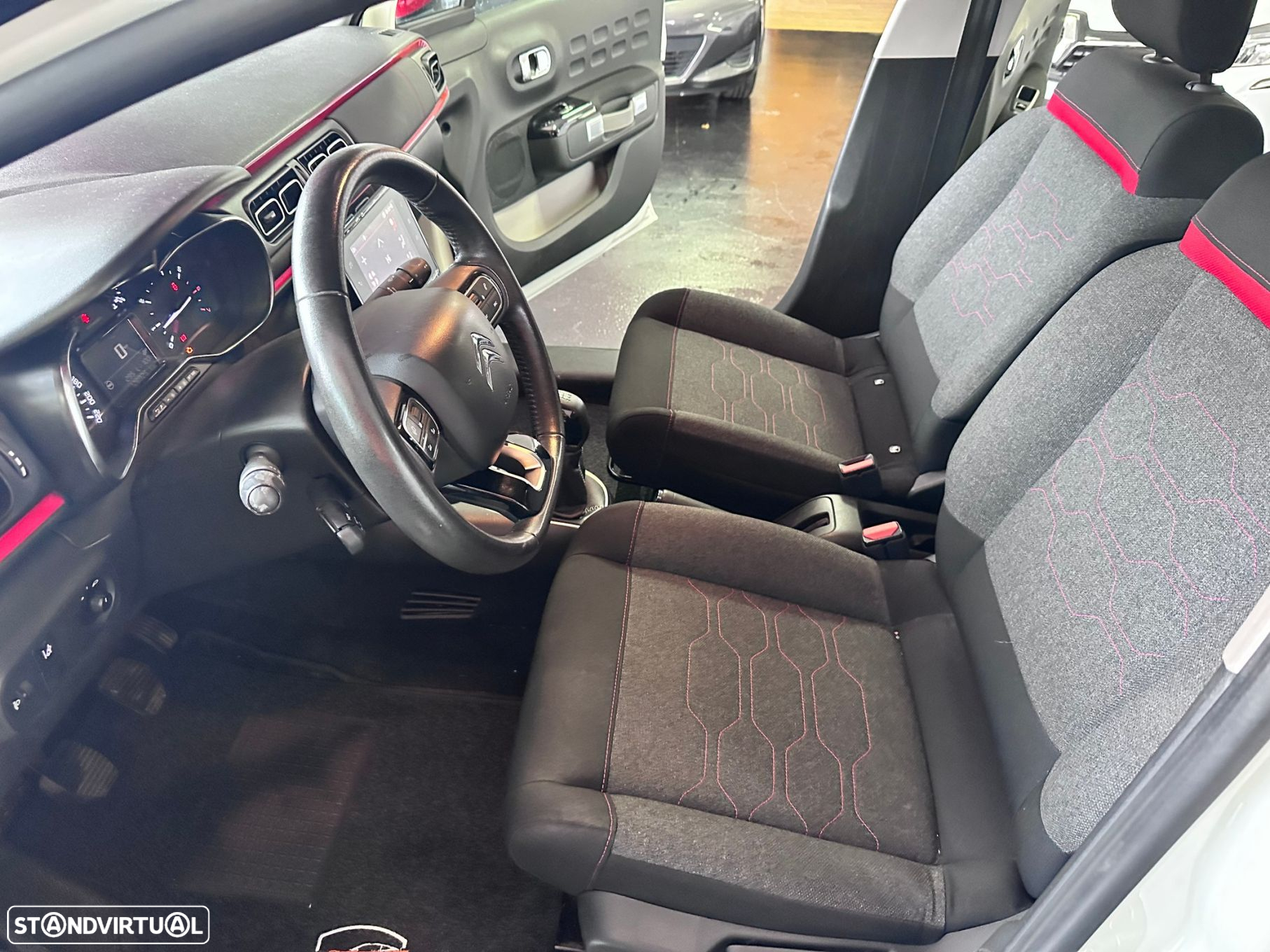 Citroën C3 1.2 PureTech Feel - 10