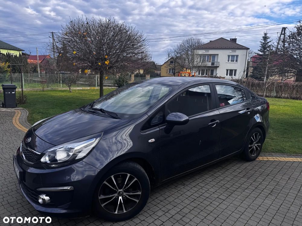 Kia Rio - 1