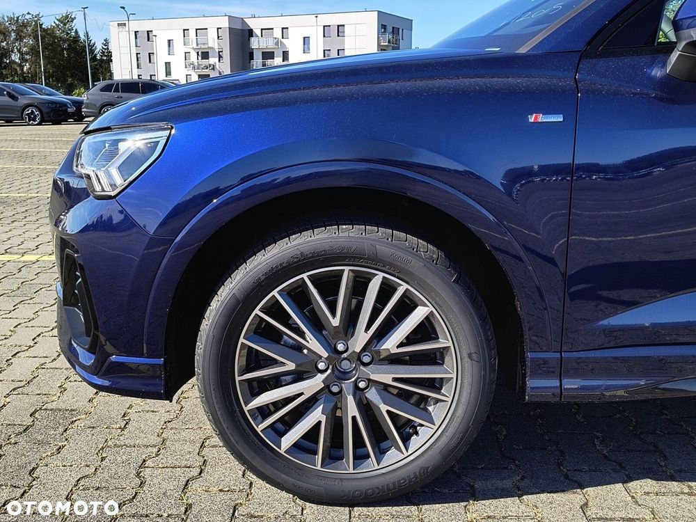 Audi Q3 Sportback - 13