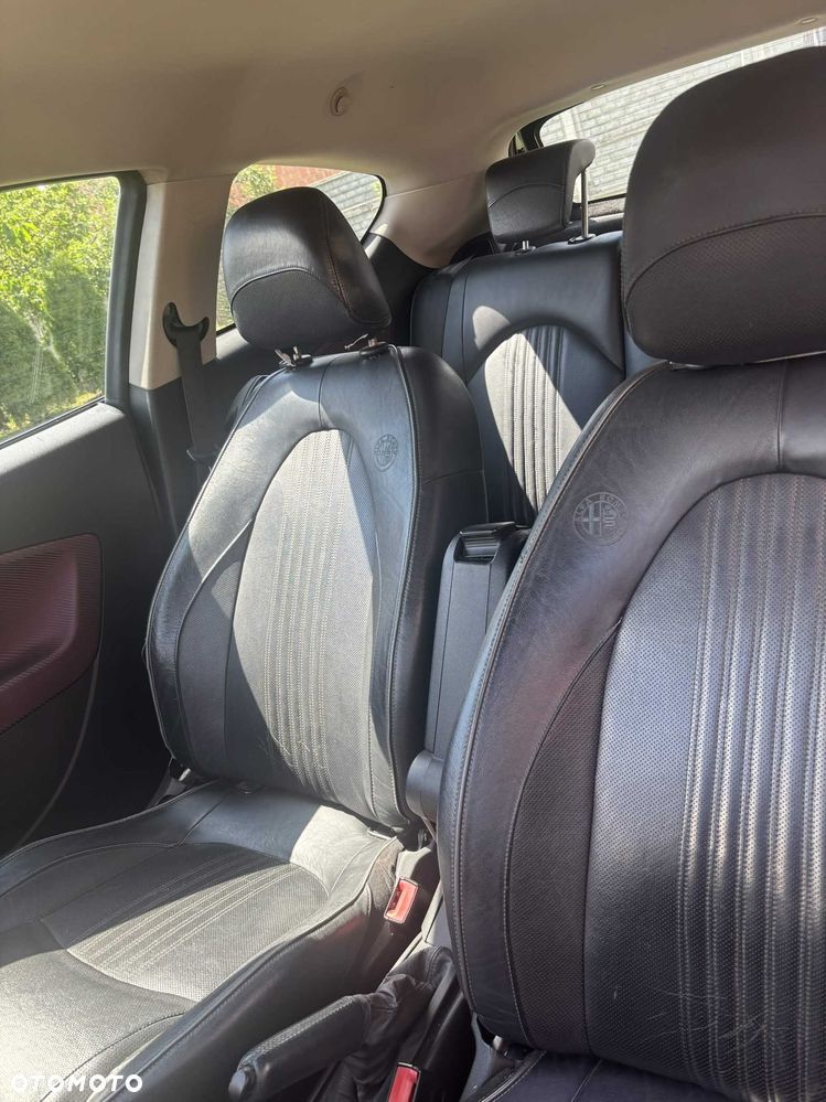 Alfa Romeo Mito - 7