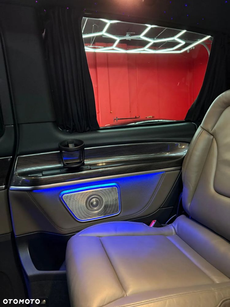 Mercedes-Benz Klasa V 300 d 4-Matic Avantgarde 9G-Tronic (d³ugi) - 38