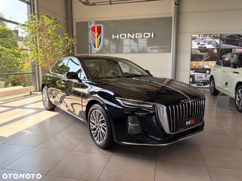 Hongqi H5 2.0T Deluxe - 2