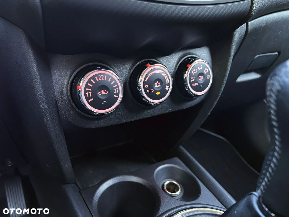 Mitsubishi ASX 1.6 Intense - 31