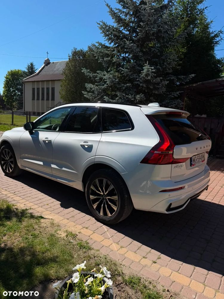 Volvo XC 60 B5 B AWD Momentum - 8