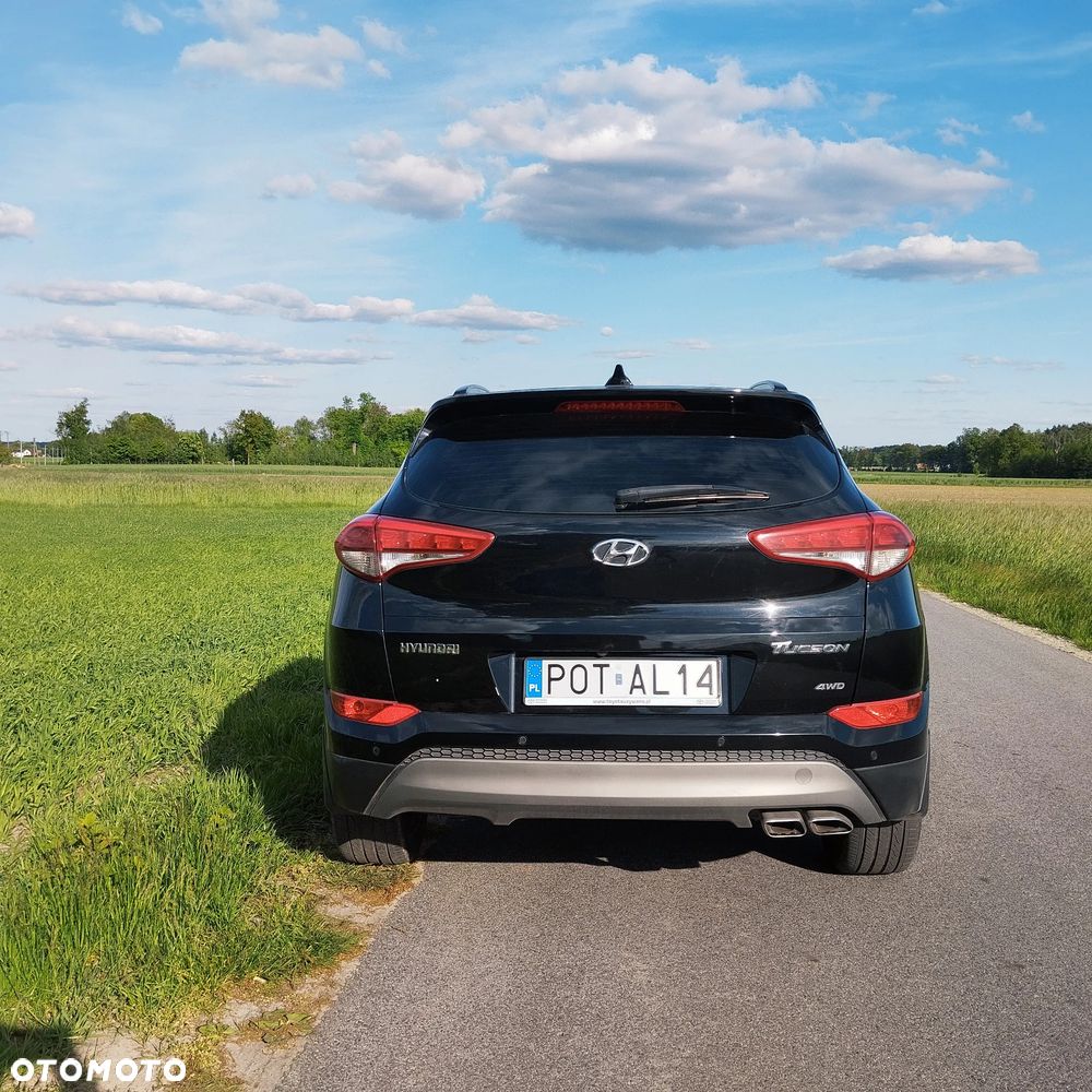 Hyundai Tucson 2.0 CRDI Premium 4WD - 10
