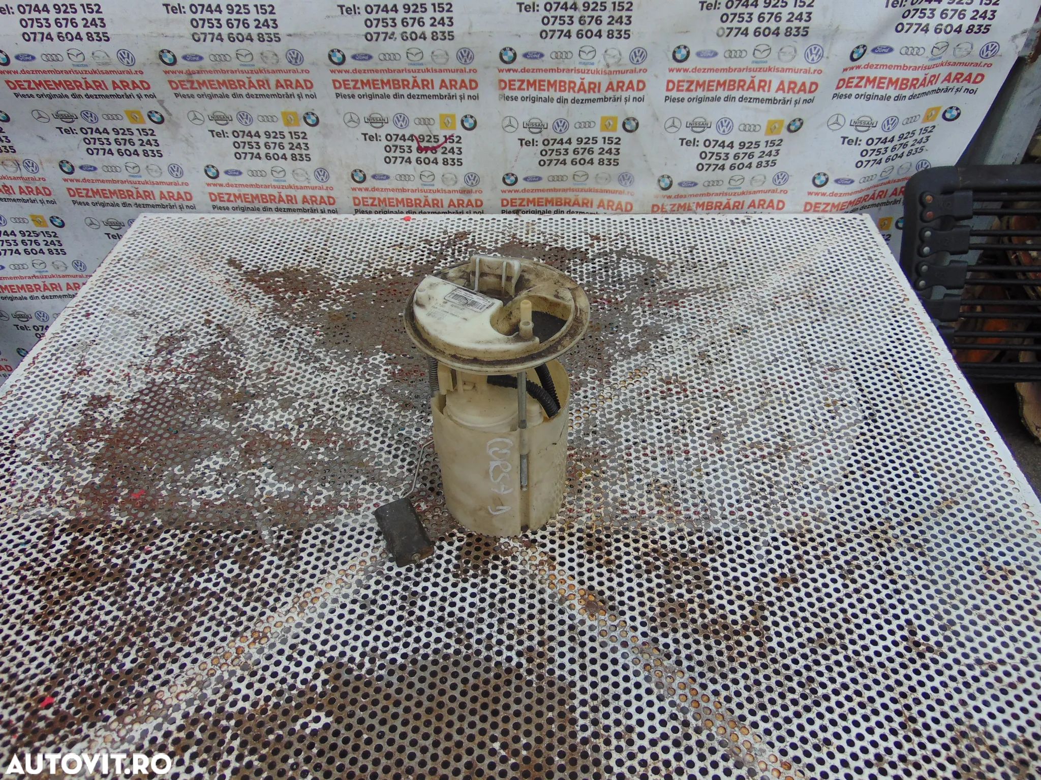 Pompa benzina rezervor Opel Corsa D 1.4 1.2 1.0 cod 13327783 - 1