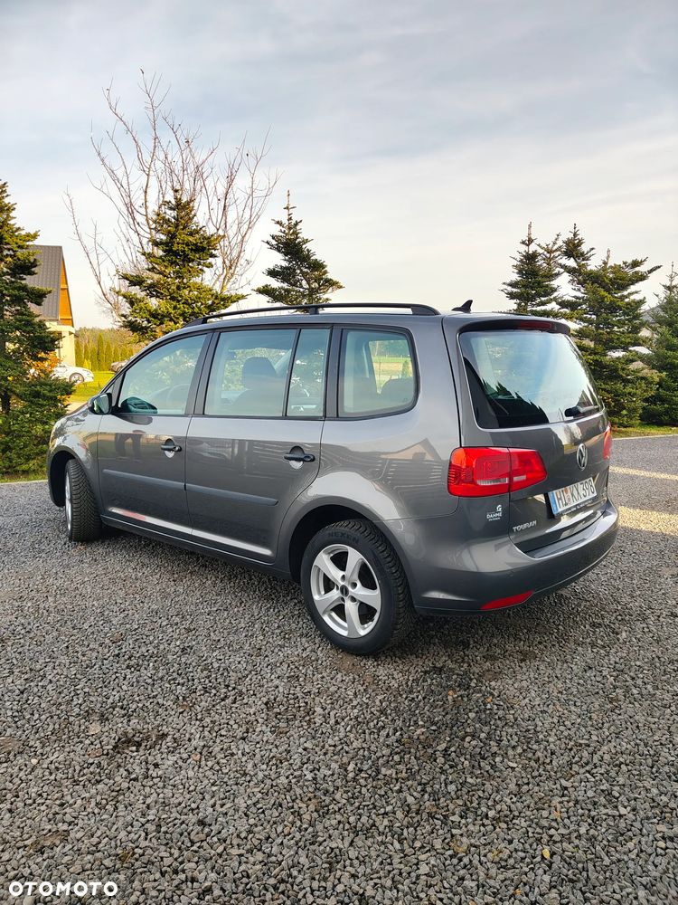 Volkswagen Touran 2.0 TDI DPF STYLE - 14
