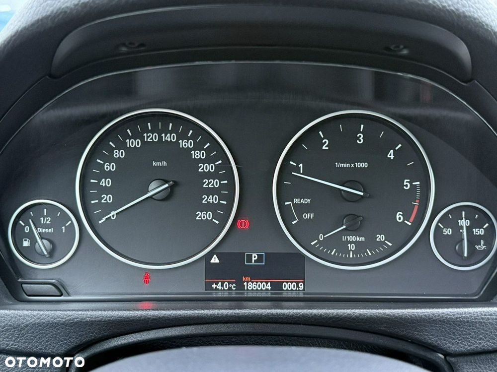 BMW 3GT 318d Advantage - 26