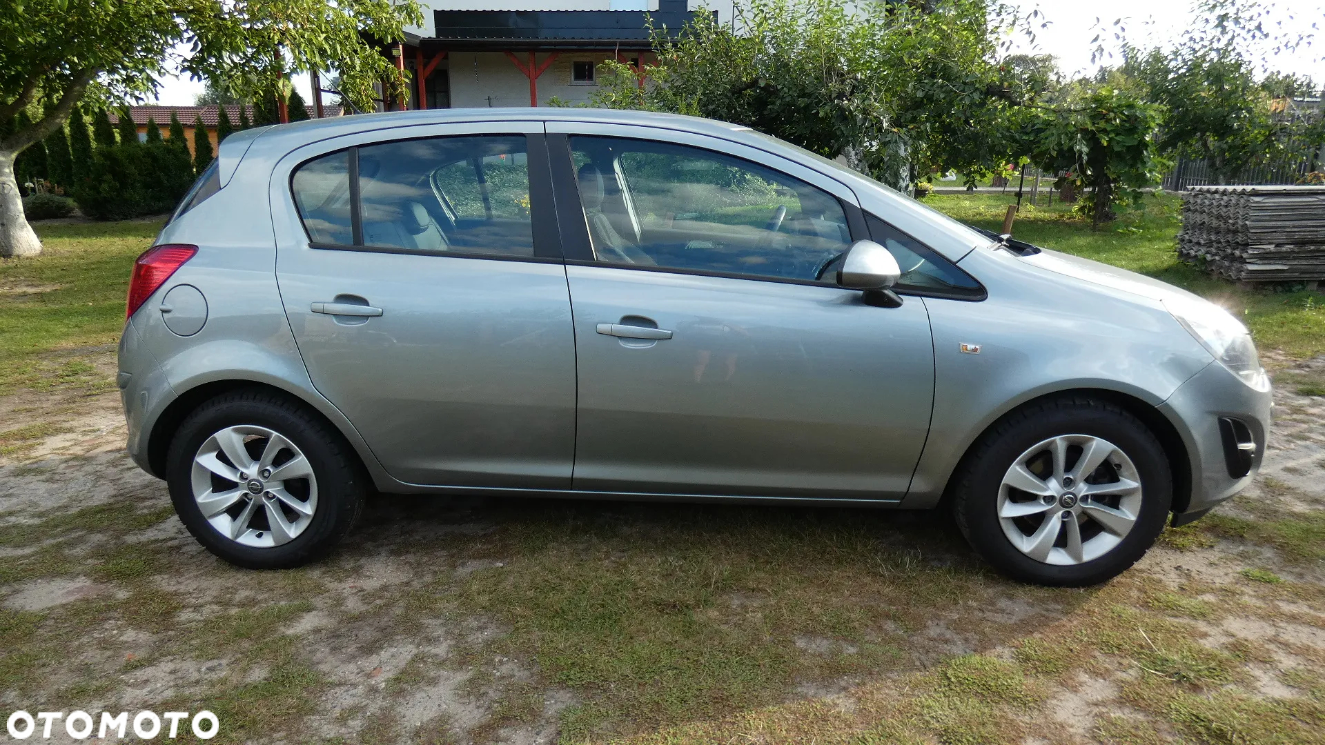 Opel Corsa 1.2 16V Enjoy - 8