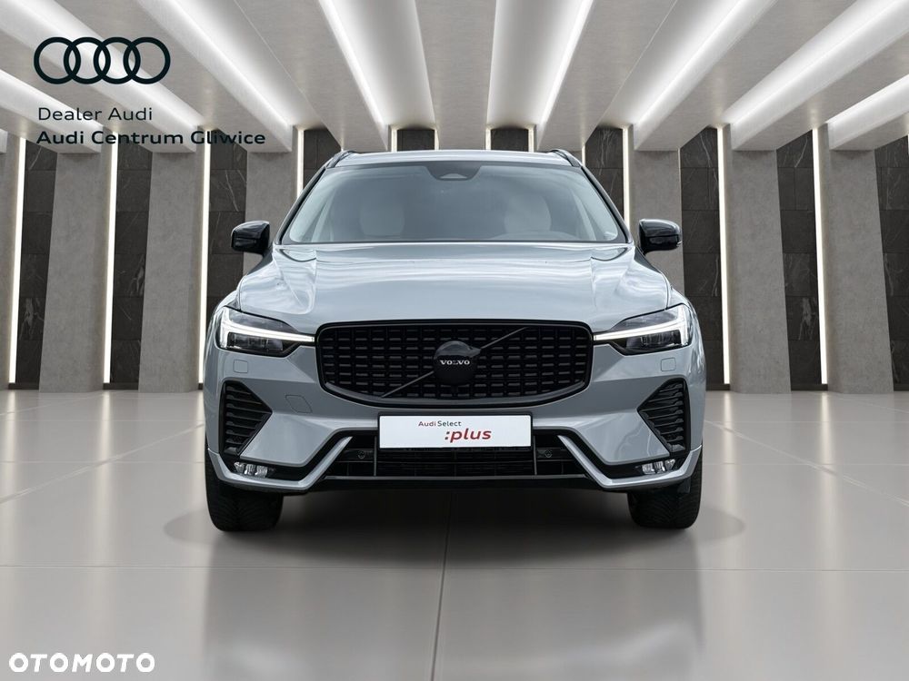 Volvo XC 60 B4 D Plus Dark - 10