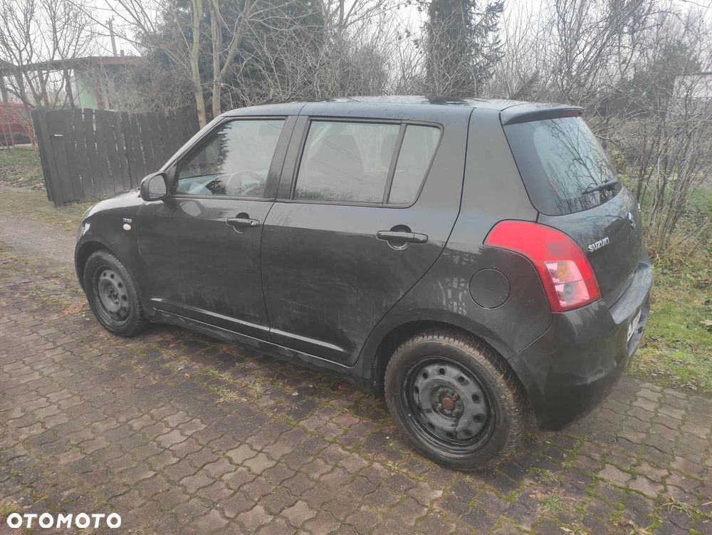 Suzuki Swift 1.3 DDiS Comfort - 2