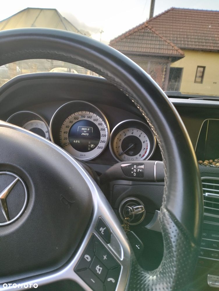 Mercedes-Benz Klasa E 200 7G-TRONIC - 12