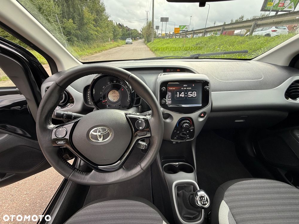 Toyota Aygo x-play - 26