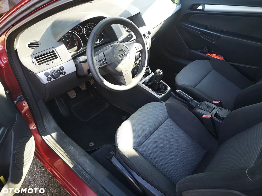 Opel Astra - 4