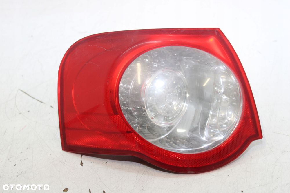 LAMPA LEWA TYŁ KOMBI VW PASSAT B6 NR. 3C9945095N - 2