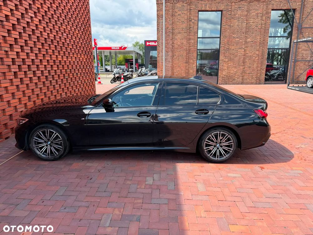 BMW Seria 3 320d xDrive M Sport sport - 10