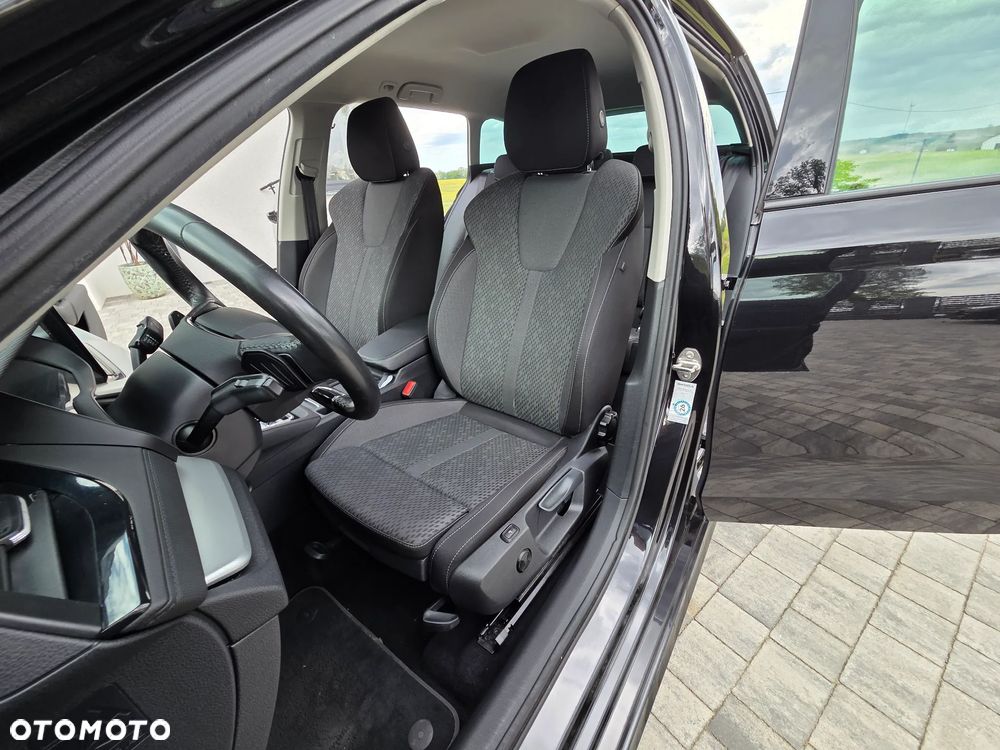 Skoda Octavia 2.0 TDI DSG Clever - 9
